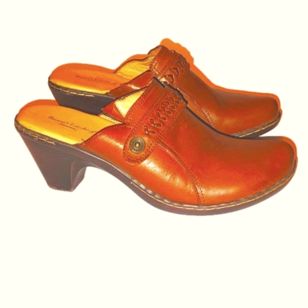 ๐พBROWN'S LANDING McKenna Clogs - Picture 3 of 12